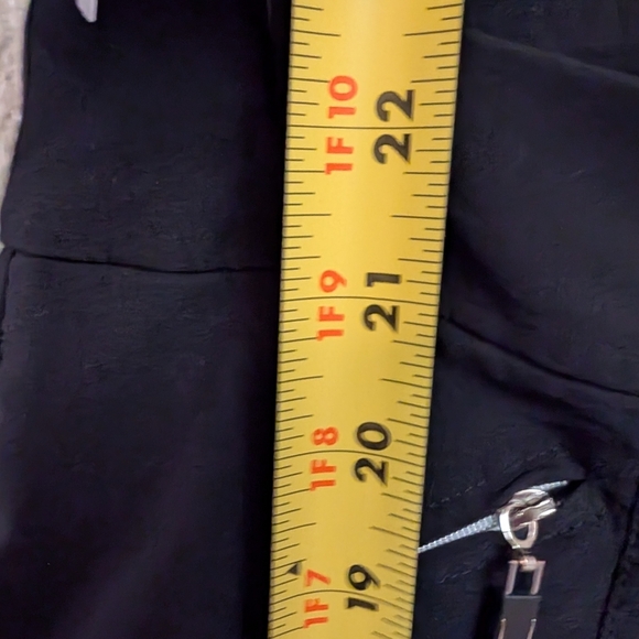 Jamie Sadock Golf Capri Pants Cropped Zipper Pockets Black Size 6 - Picture 5 of 5